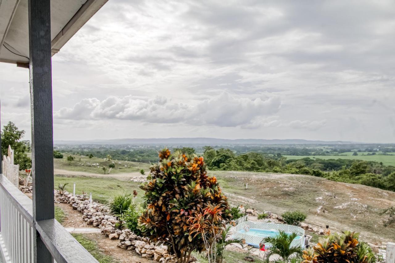 Mattea Vacation House At Bella Vue Estate Georgeville Экстерьер фото
